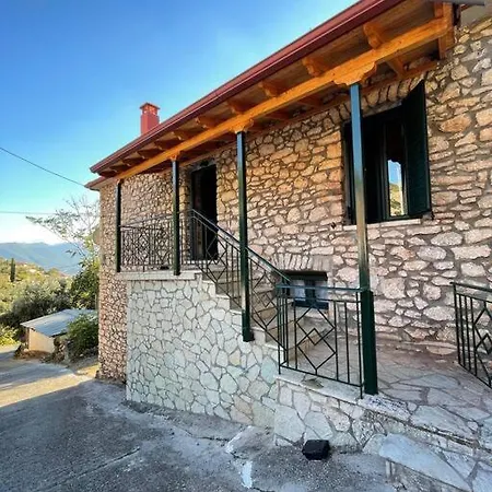 πέτρινο πολυτελές εξοχικό