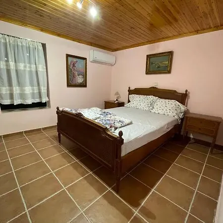 πέτρινο εξοχικό στο δάρα * Daras