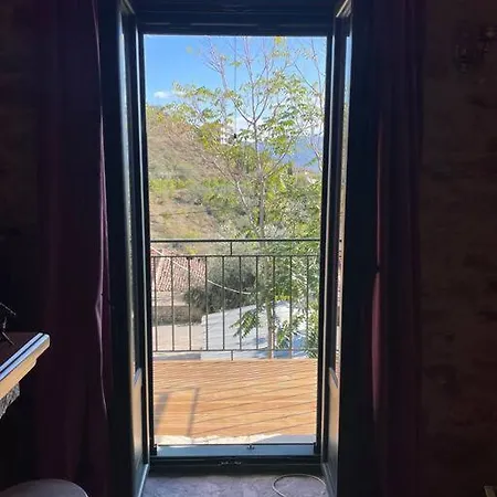 Nyaraló πέτρινο εξοχικό στο δάρα *